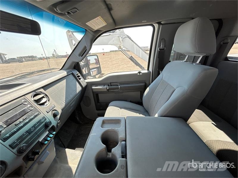 Ford F-250 Φορτηγά Kαρότσα με ανοιγόμενα πλαϊνά