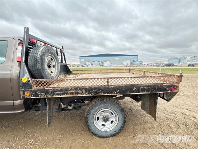 Ford F-250 Flatbed kamyonlar