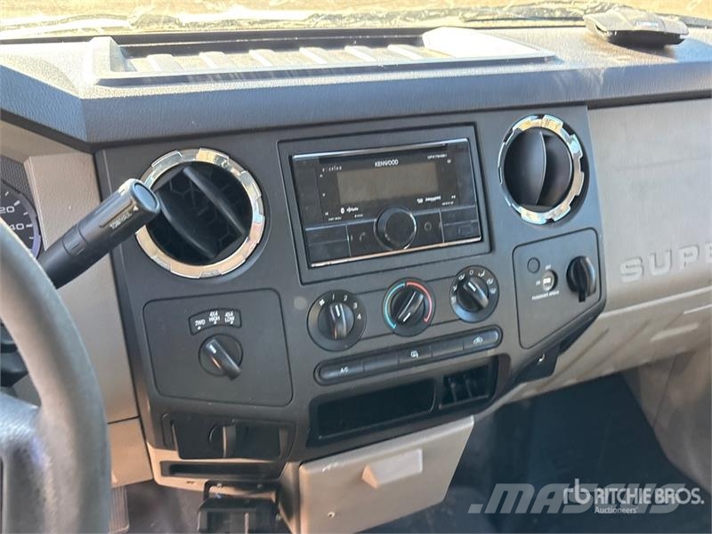 Ford F-250 Ostalo