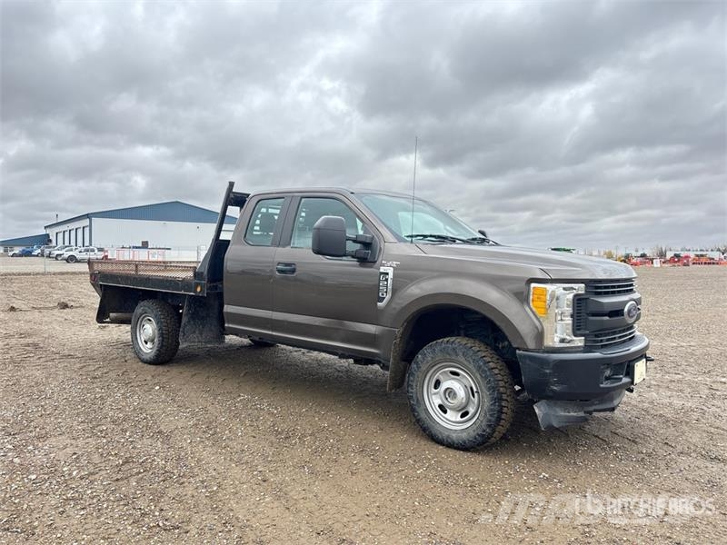 Ford F-250 Flatbed kamyonlar