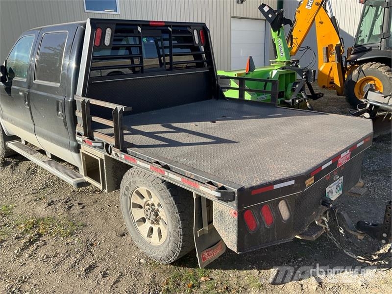 Ford F-250 Flatbed / Dropside trucks