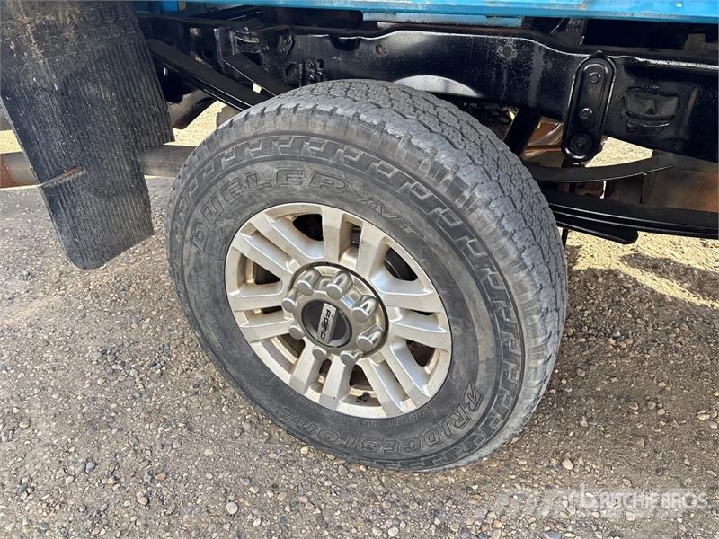 Ford F-250 Flakbilar