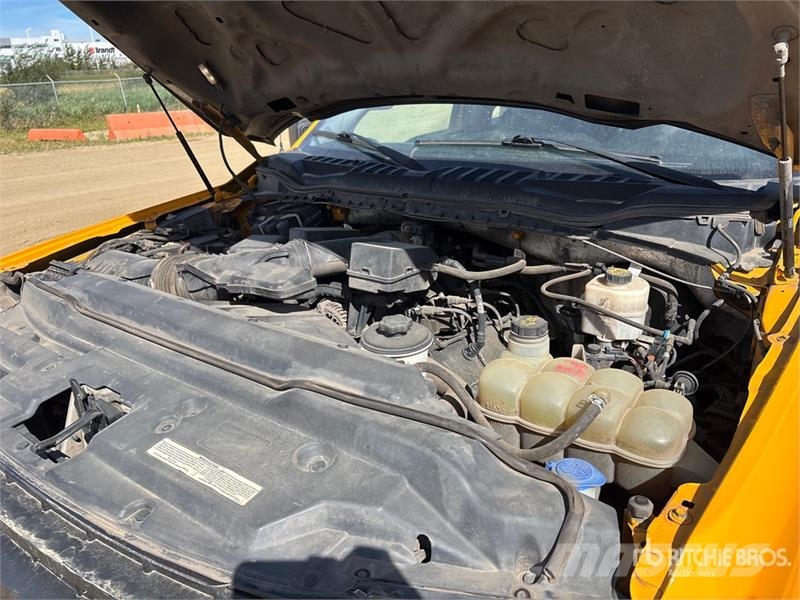 Ford F-250 Kamioni sa otvorenim sandukom