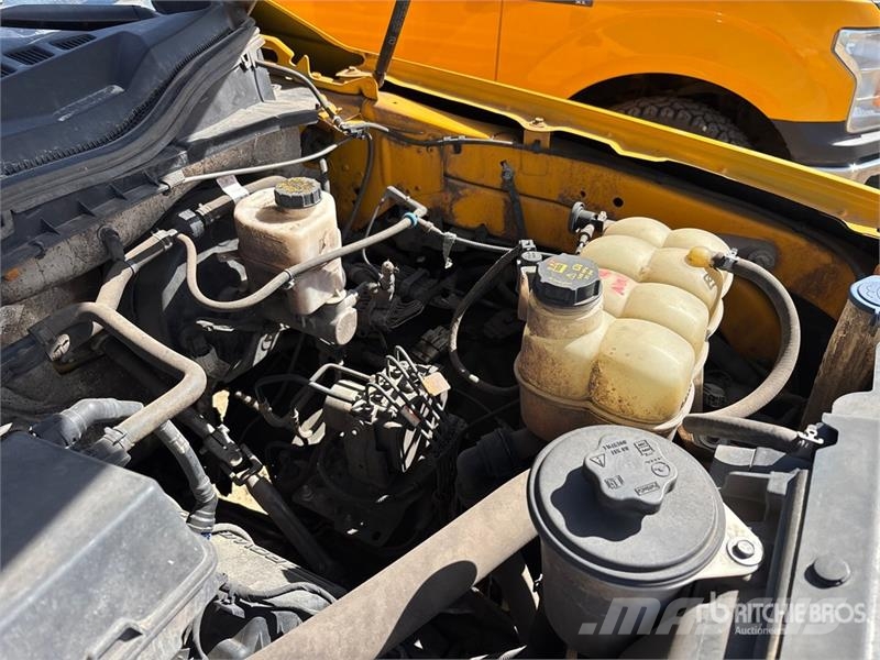 Ford F-250 Kamioni sa otvorenim sandukom