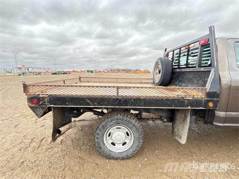 Ford F-250 Flatbed kamyonlar