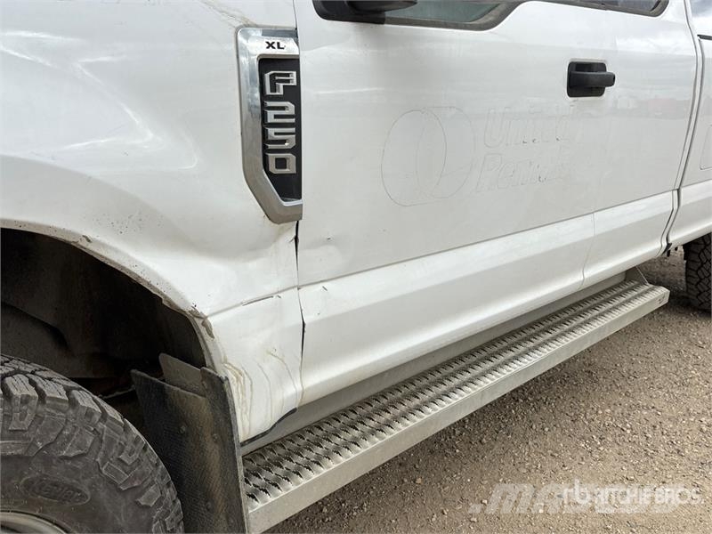 Ford F-250 Ostalo