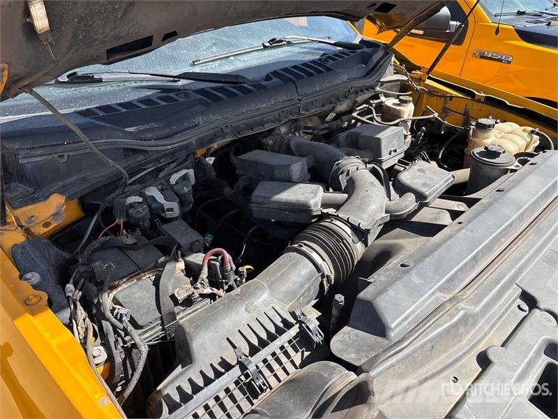 Ford F-250 Kamioni sa otvorenim sandukom