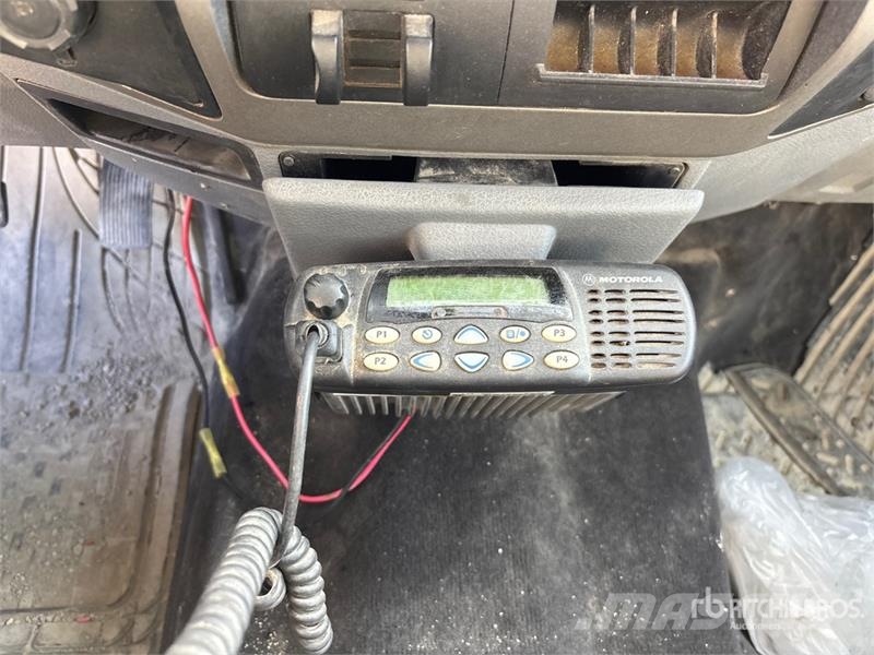 Ford F-250 4x4 Crew Cab Pickup Egyéb
