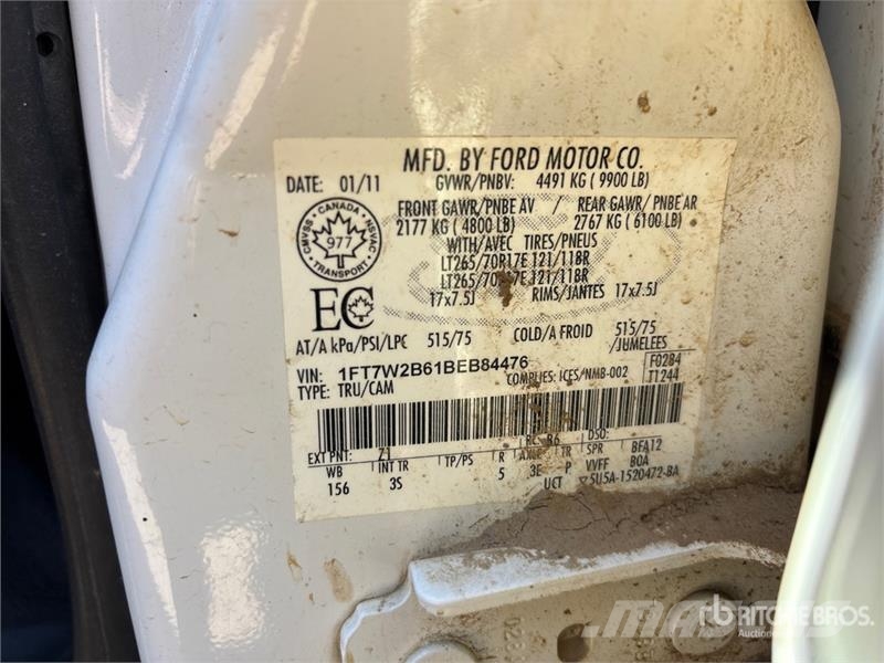 Ford F-250 4x4 Crew Cab Pickup Kita
