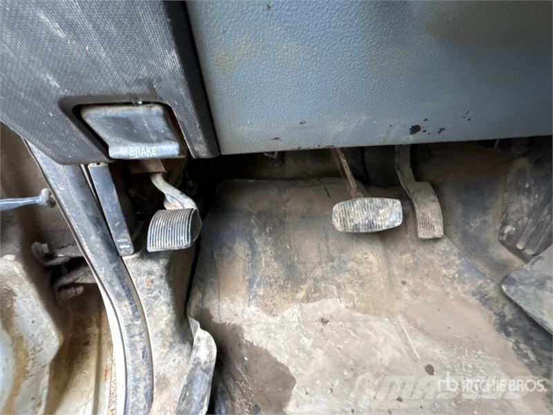 Ford F-250 4x4 Crew Cab Pickup Прочие фургоны