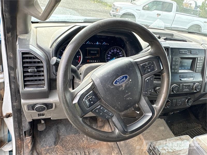 Ford F-250 4x4 Crew Cab Pickup Ostalo