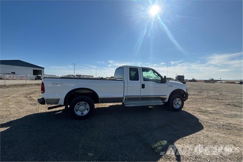 Ford F-250 4x4 Extended Cab Pickup Прочие фургоны