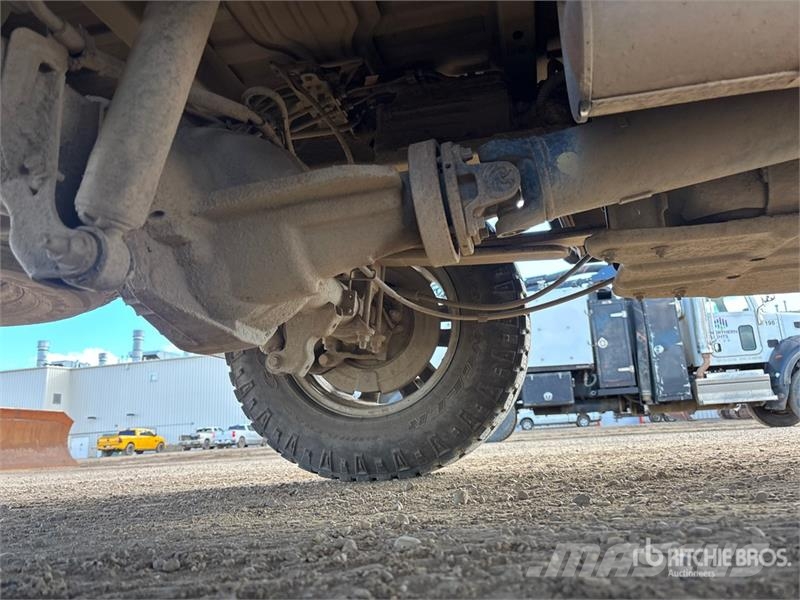 Ford F-250 4x4 Extended Cab Pickup Furgoni altro