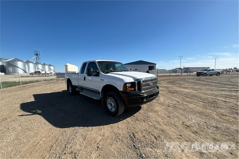 Ford F-250 4x4 Extended Cab Pickup Прочие фургоны