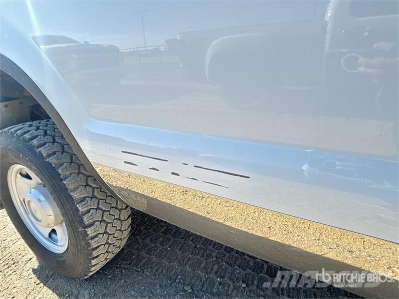 Ford F-250 4x4 Extended Cab Pickup Прочие фургоны