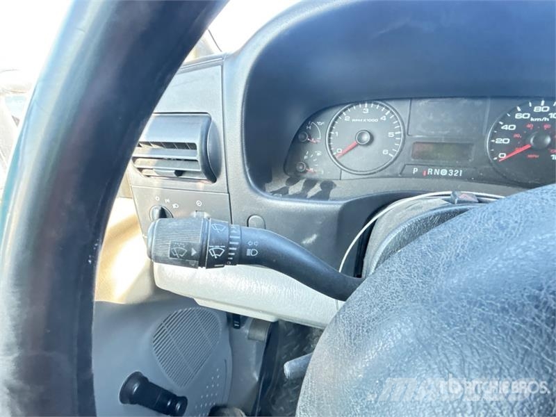 Ford F-250 4x4 Extended Cab Pickup Прочие фургоны