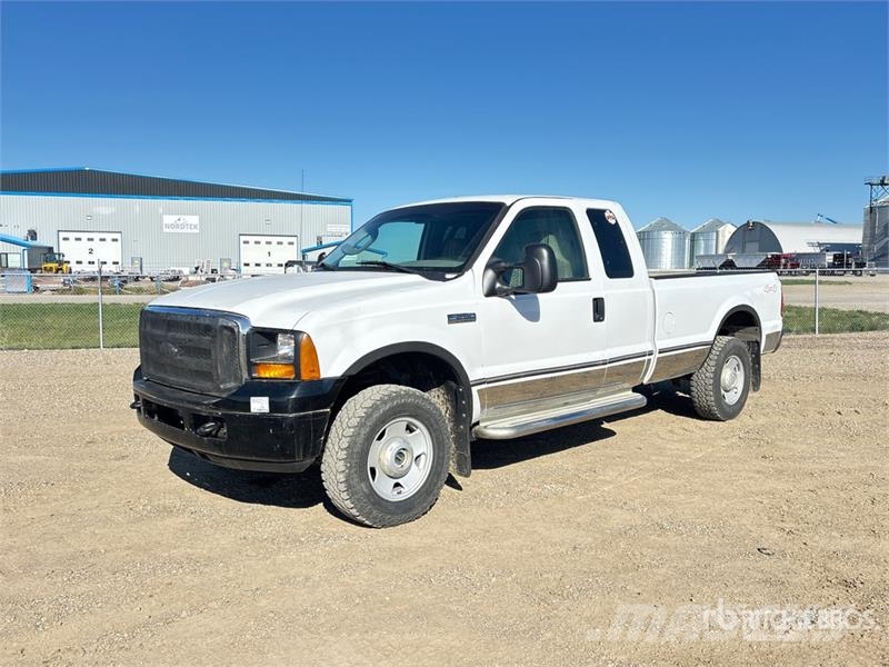 Ford F-250 4x4 Extended Cab Pickup Прочие фургоны