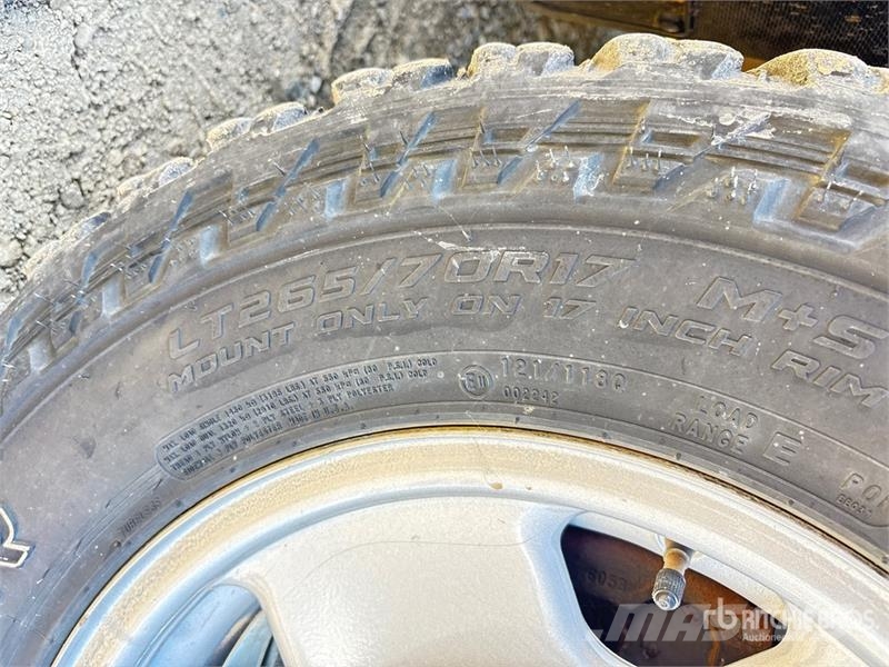Ford F-250 4x4 Extended Cab Pickup Прочие фургоны