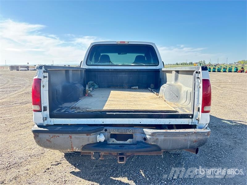 Ford F-250 4x4 Extended Cab Pickup Прочие фургоны