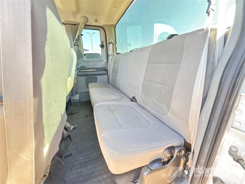 Ford F-250 4x4 Extended Cab Pickup Прочие фургоны