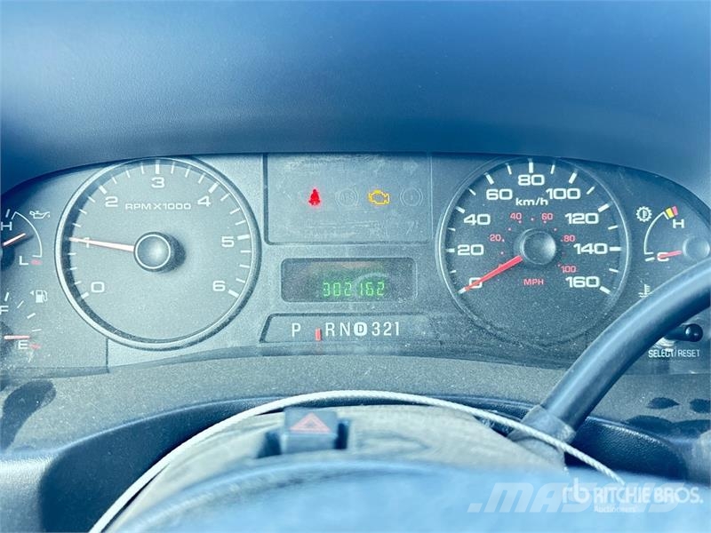 Ford F-250 4x4 Extended Cab Pickup Прочие фургоны