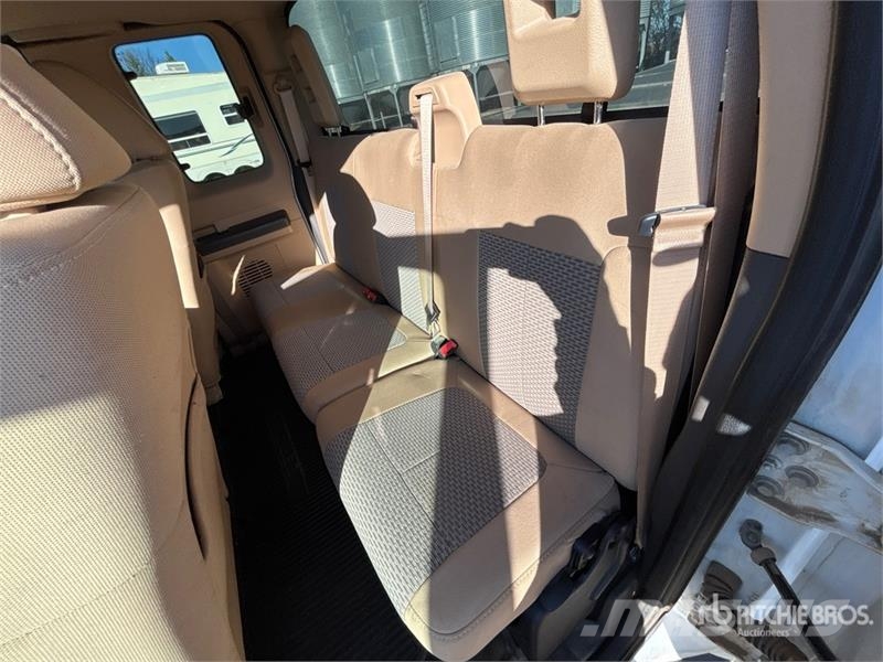 Ford F-250 4x4 Pickup Other