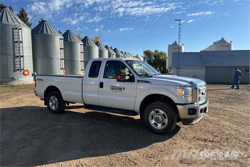 Ford F-250 4x4 Pickup Other