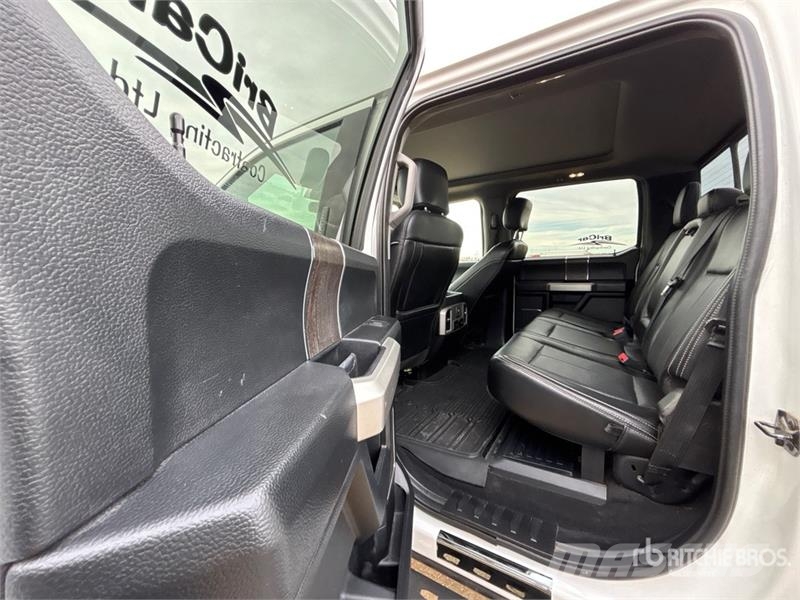 Ford F-250 Lariat 4x4 Crew Cab Pickup Прочие фургоны