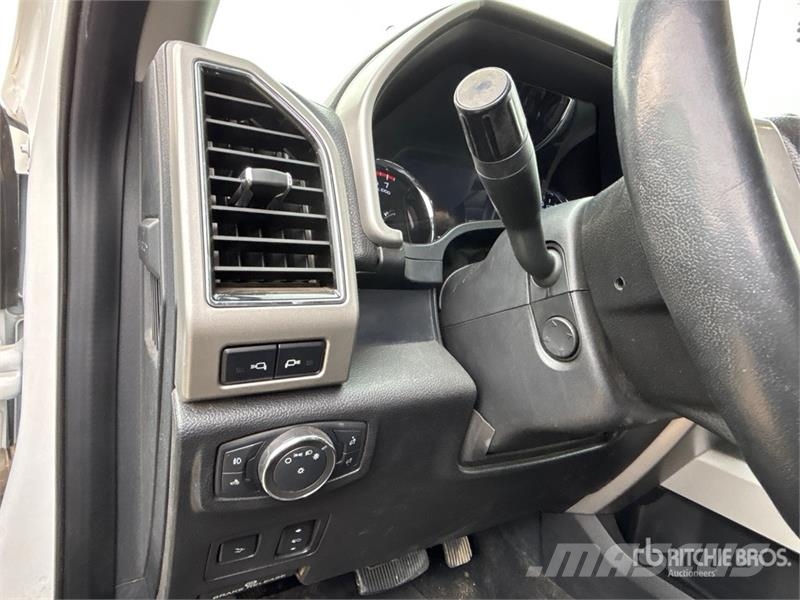 Ford F-250 Lariat 4x4 Crew Cab Pickup Прочие фургоны