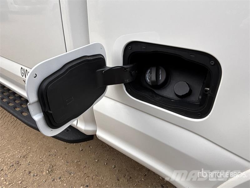 Ford F-250 Lariat 4x4 Crew Cab Pickup Прочие фургоны