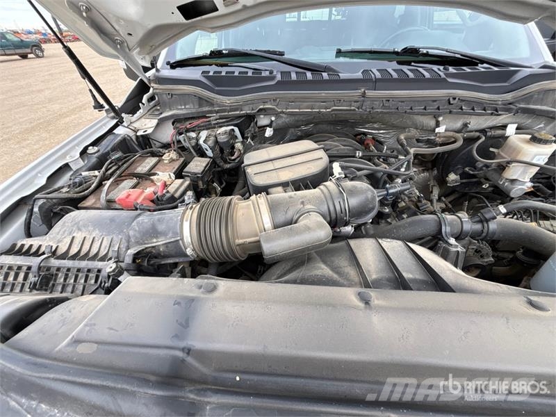 Ford F-250 Lariat 4x4 Crew Cab Pickup Прочие фургоны
