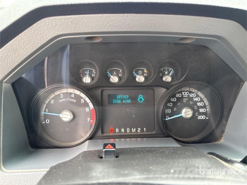 Ford F-250 XL 4x2 Extended Cab Pickup Ostalo