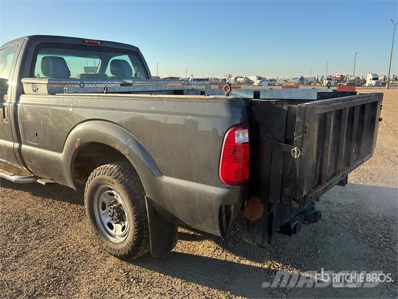 Ford F-250 XL 4x2 Pickup Anders