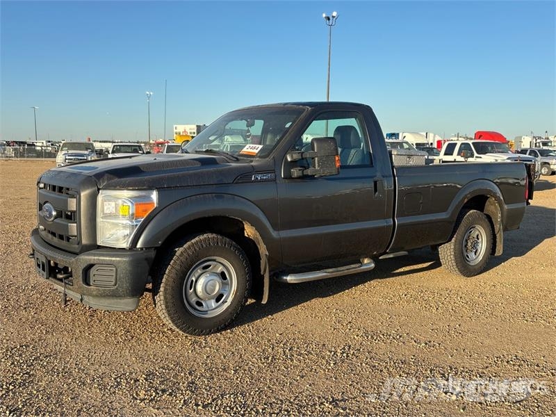 Ford F-250 XL 4x2 Pickup Anders