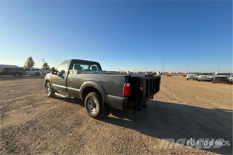Ford F-250 XL 4x2 Pickup Anders