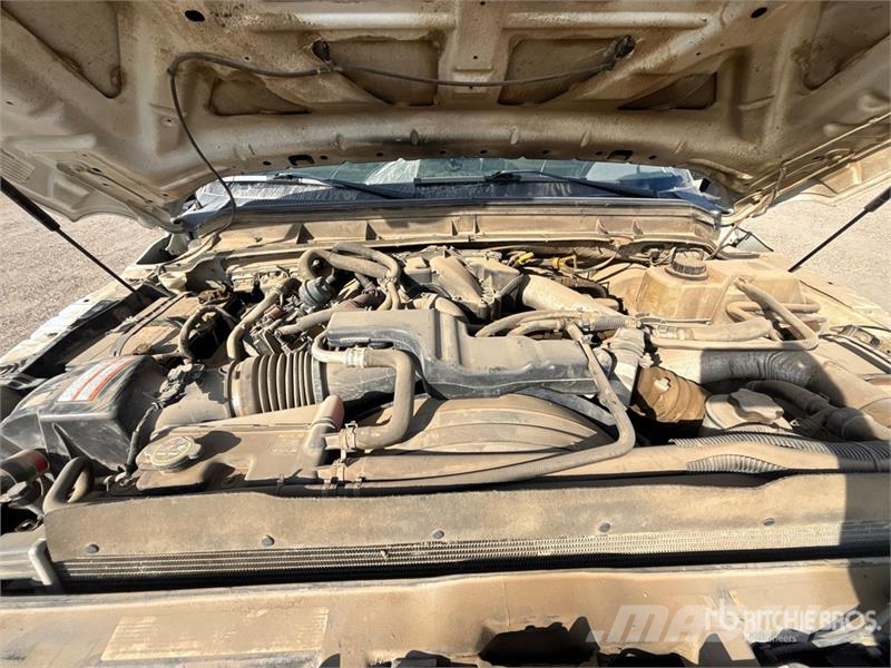 Ford F-250 XL 4x4 Crew Cab Pickup Прочие фургоны