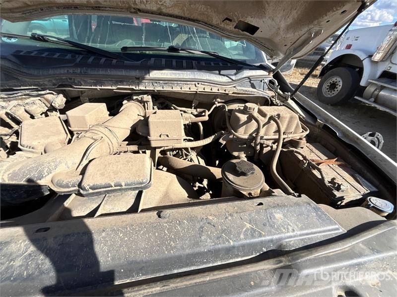 Ford F-250 XL 4x4 Crew Cab Pickup Other