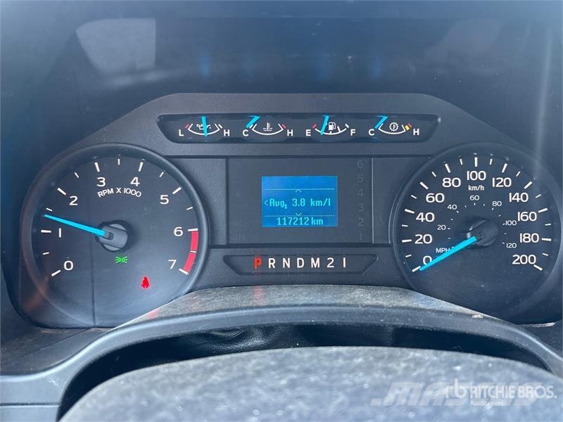 Ford F-250 XL 4x4 Extended Cab Pickup Ostalo
