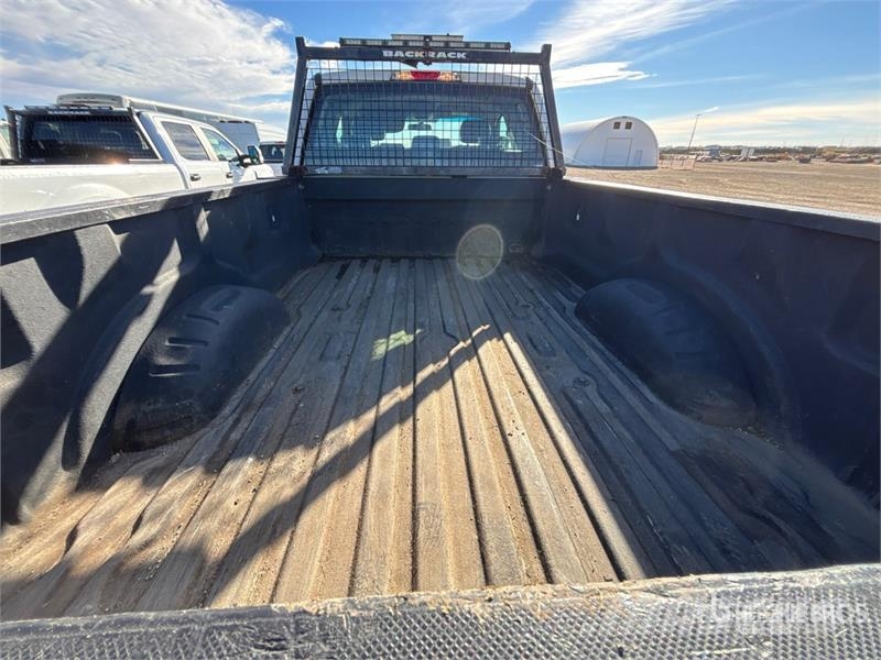 Ford F-250 XL 4x4 Extended Cab Pickup Ostalo