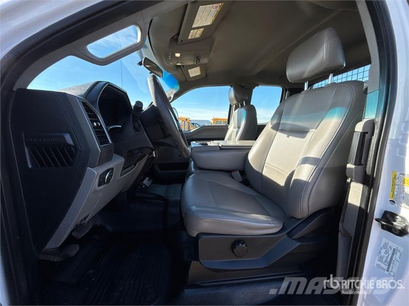 Ford F-250 XL 4x4 Extended Cab Pickup Ostalo
