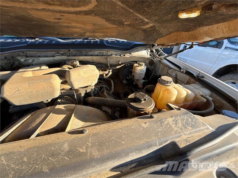 Ford F-250 XL 4x4 Extended Cab Pickup Ostalo