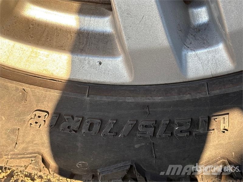 Ford F-250 XL 4x4 Extended Cab Pickup Ostalo