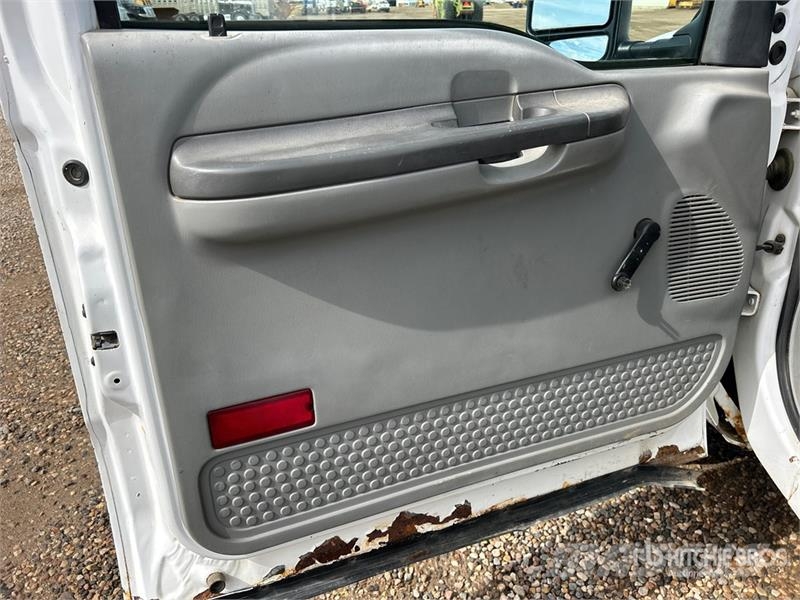 Ford F-250 XL 4x4 Pickup Citi