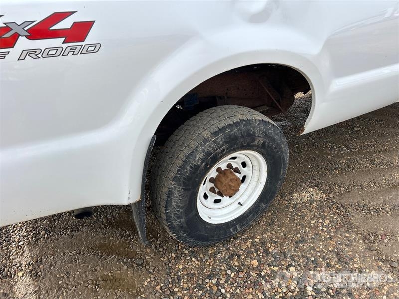Ford F-250 XL 4x4 Pickup Citi