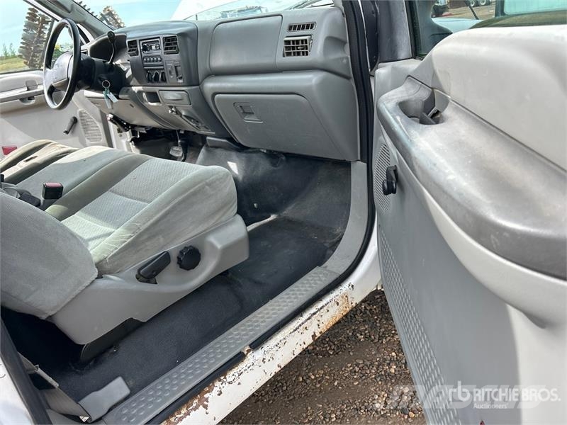 Ford F-250 XL 4x4 Pickup Citi