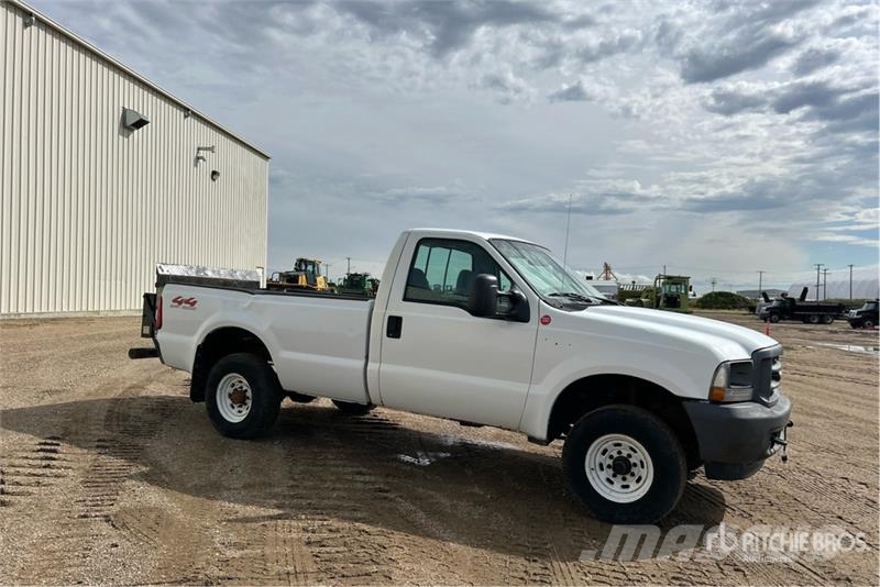 Ford F-250 XL 4x4 Pickup Citi