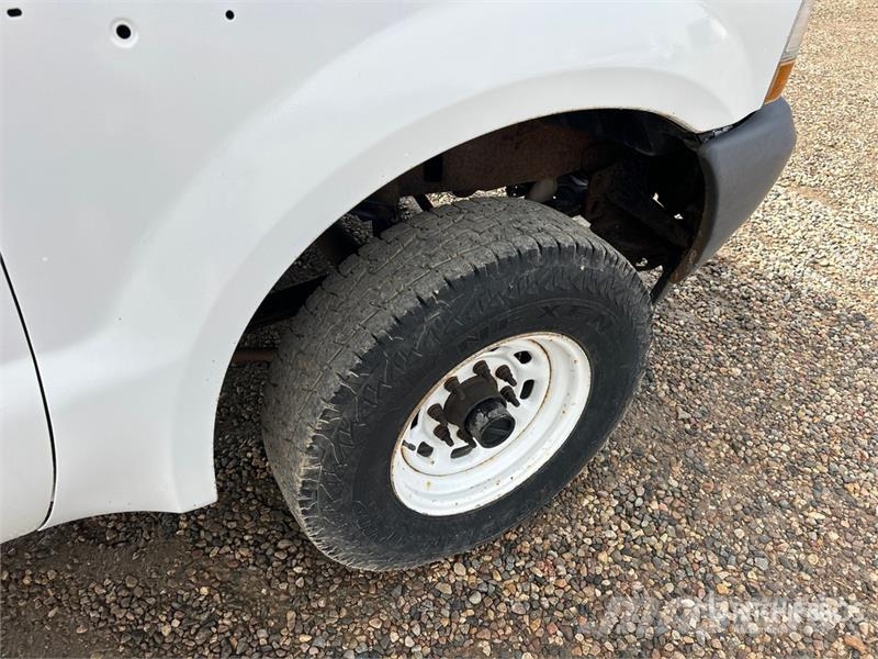 Ford F-250 XL 4x4 Pickup Citi