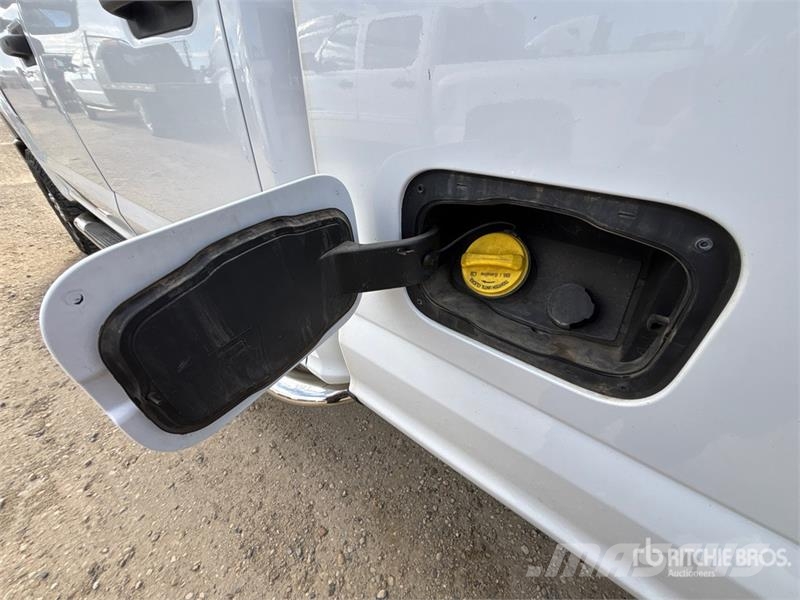 Ford F-250 XLT 4x4 Crew Cab Pickup 其他