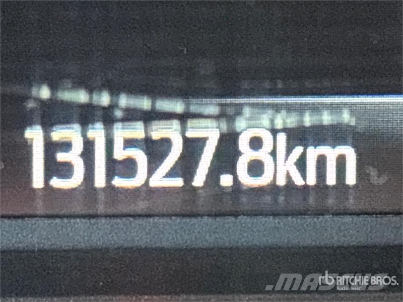 Ford F-250 XLT 4x4 Crew Cab Pickup Ostalo