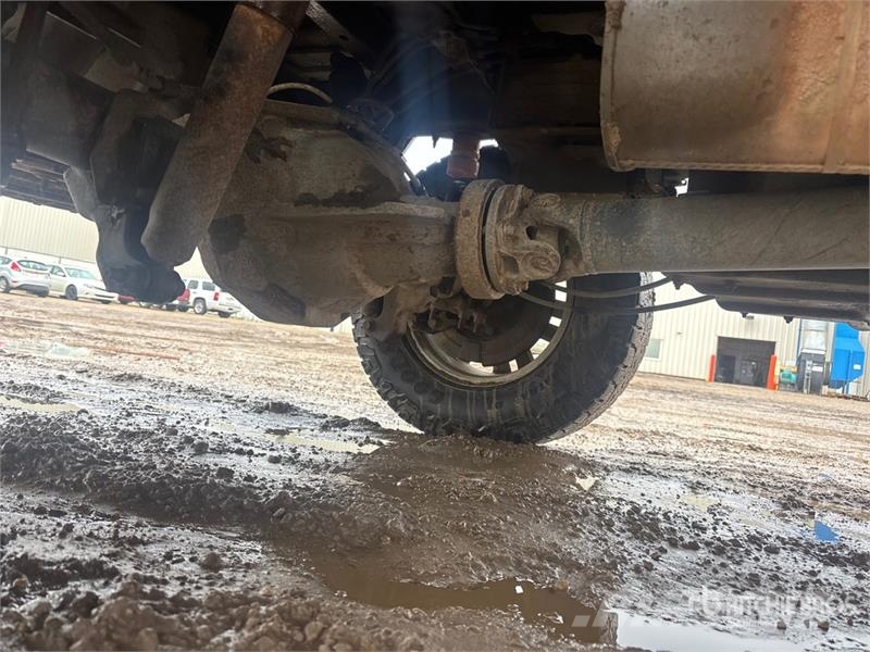 Ford F-250 XLT 4x4 Crew Cab Pickup Ostalo